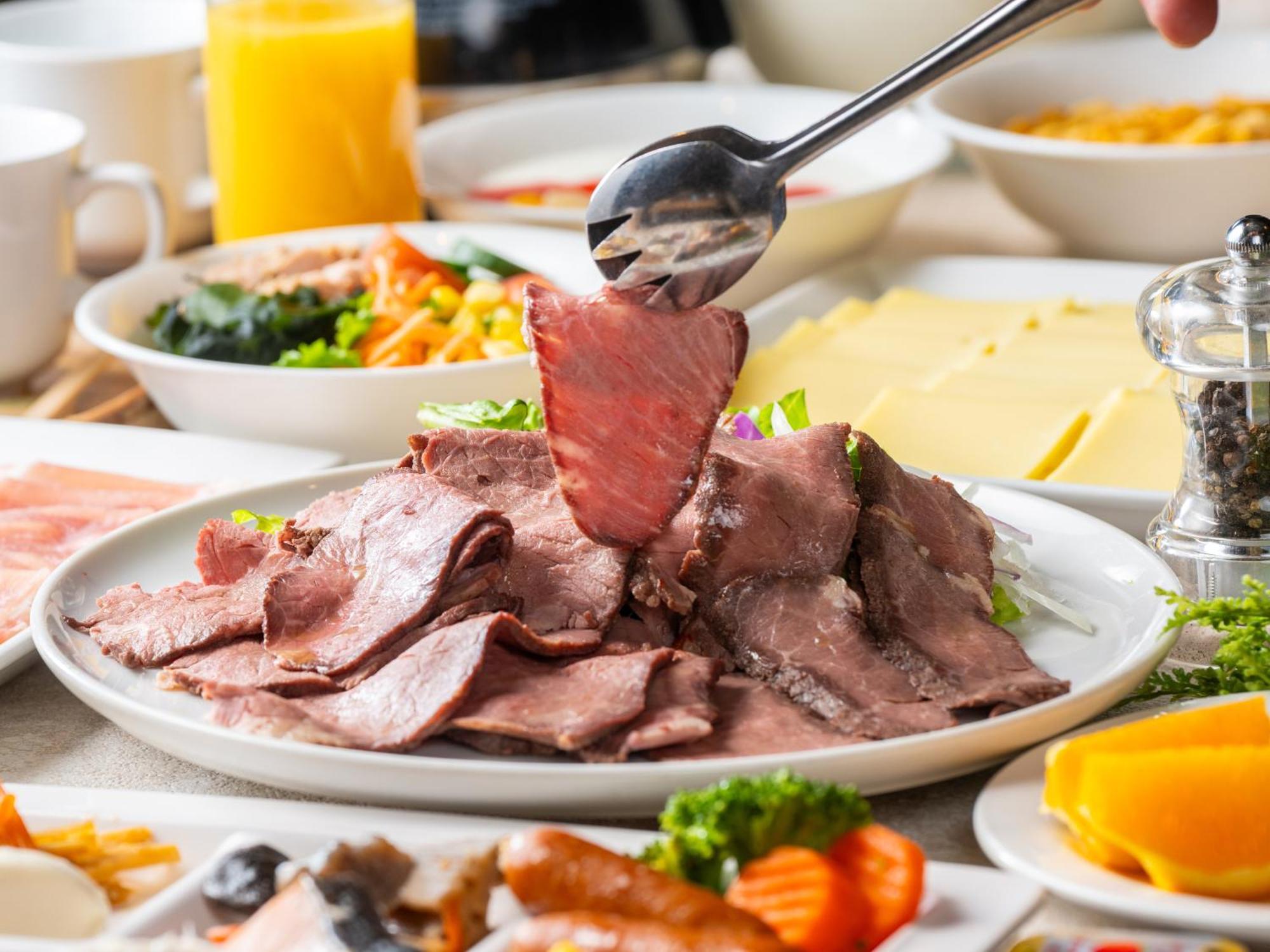 新宿区で泊まる格安ホテル5選:賢く選ぶ宿泊ガイド